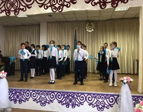 "Жас Ұлан" және "Жас Қыран" Республикалық қозғалысына балалар мен жасөспірімдерді салтанатты түрде қабылдау